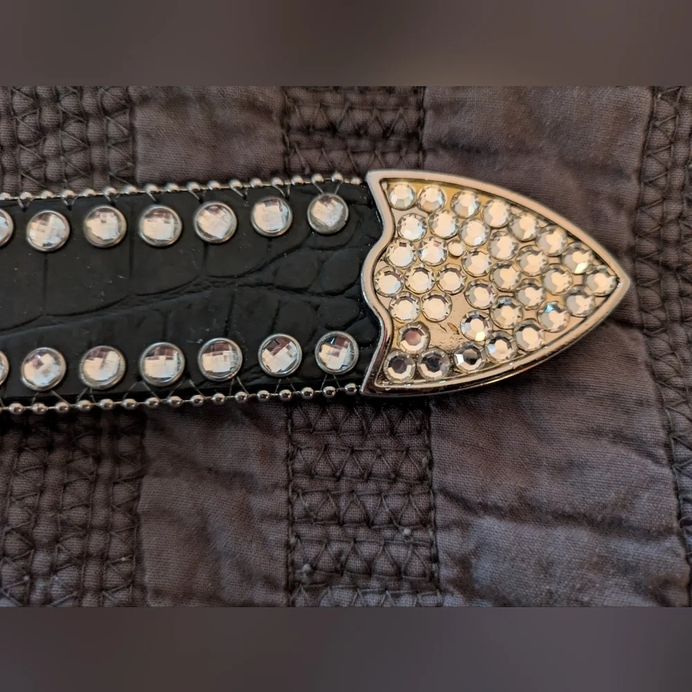 Blazin Roxx Black and Silver Studded Belt jebgrading.com